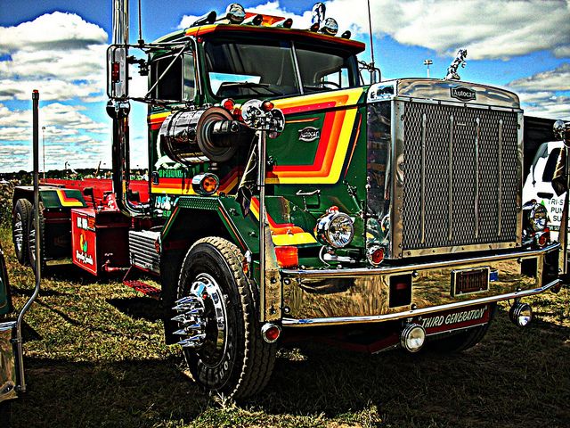 Truck - fine image

