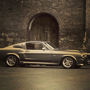 I think i am in love with this car! i want one! Ford Mustang! OLD SCHOOL!