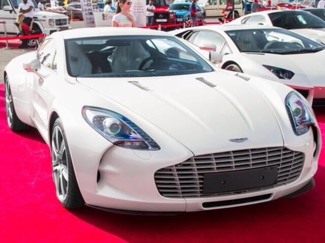Sublime White Aston Martin One-77 - see more cool cars by clicking on the beautiful #Aston