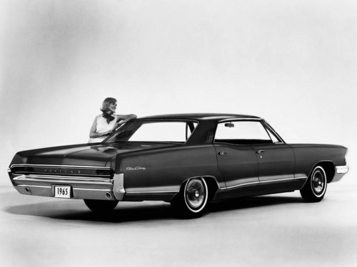 cursedwheels:    .Pontiac StarChief Vista 4-door Sedan a??1965