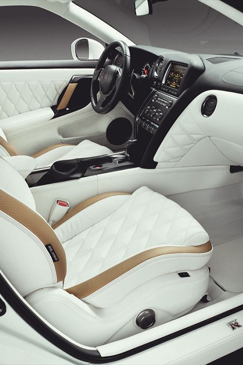 Luxury car - fine image