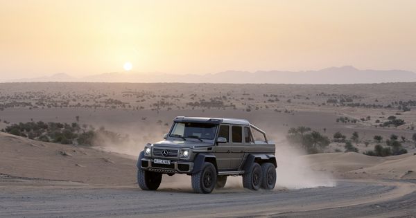 Mercedes has unveiled its new G63 AMG SUV 6x6 on the basis of military vehicles G320 CDI. German company paired the construction of military vehicles with six wheels, which is based on the G-class with AMG technology, to offer customers a superior c