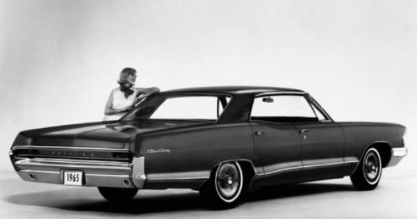 cursedwheels:    .Pontiac StarChief Vista 4-door Sedan a??1965