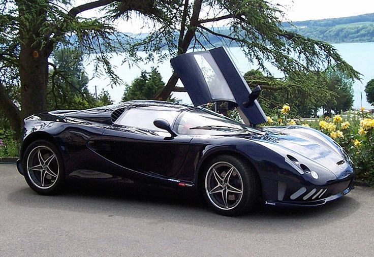 Luxury car - photo