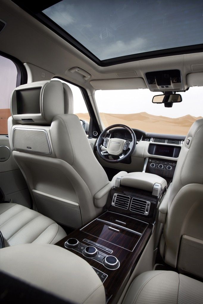 a?? car neutral 2013-Land-Rover-Range-Rover-interior