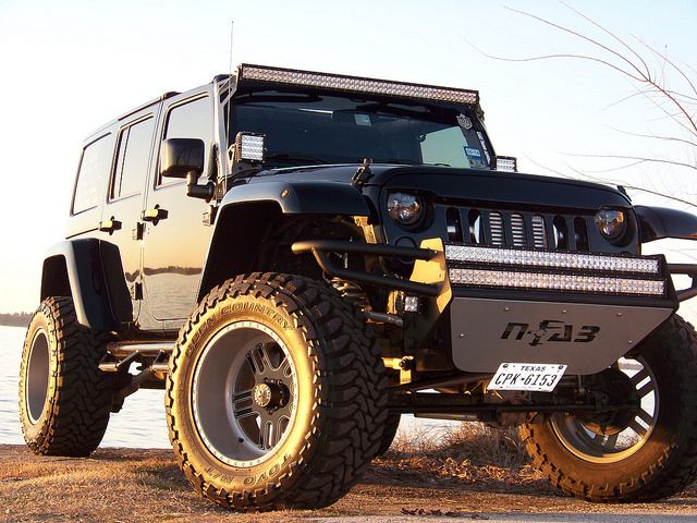 SUPERSINGLE - 5 LUG - JEEP JK - 2013 Jeep Wrangler 4dr built by JaysFineLine with VECTOR FP5 Faceplate wheels