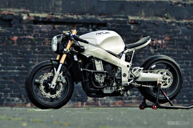 Most streetfighter motorcycles are an assault on the eyeballs. But Bill Webb, a partner at the agency Huge Design, has crafted a very classy Ninja 750.