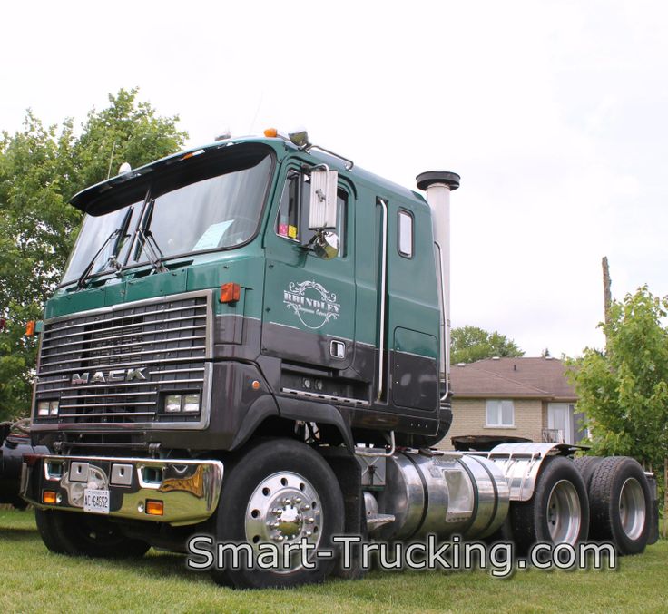 Just a fine looking Mack Cabover we saw at the Clifford Antique Truck Show, last summer. (2012 Show)
