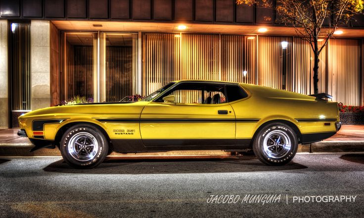 Muscle car - 1971 Boss 351 Mustang HDR