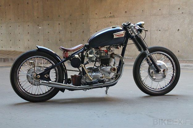 I find low-key, vintage bobbers irresistible, and this 1969 Triumph Bonneville from Johannesburg is a classic in more ways than one. It belongs to Justin Steyn,