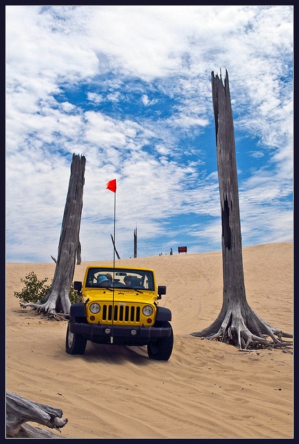 Jeep - Silver Lake sand dunes Jeep