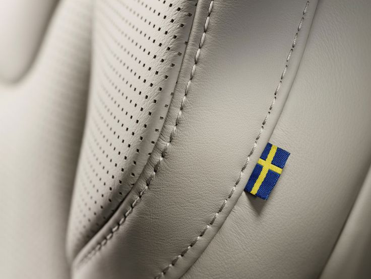 Suv auto - Volvo XC90 Interior - Seat leather detail