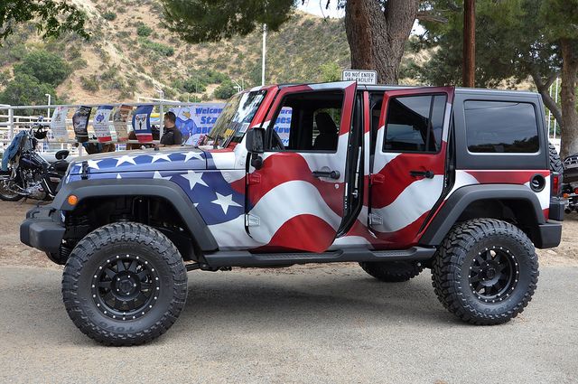 Jeep - JEEP WRANGLER UNLIMITED with AMERICAN FLAG WRAP
