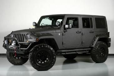 Custom 2013 Jeep Wrangler Unlimited Lifted Kevlar Coated Exterior